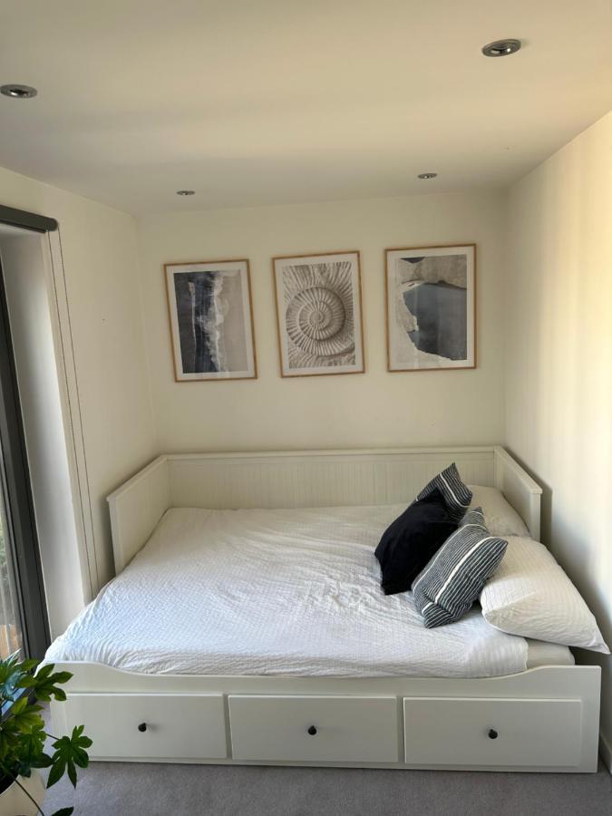 Alojamento de Acomodação e Pequeno-almoço Cosy Bedroom In Luxury